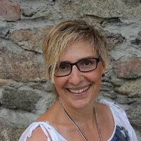 Frau