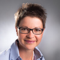 Frau